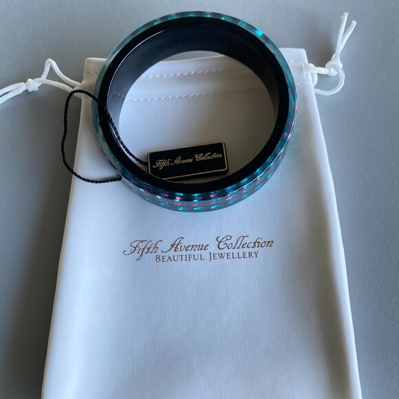 FAC Glossy Black Crystal inlayed Bangle Bracelet NWT - Picture 4 of 6